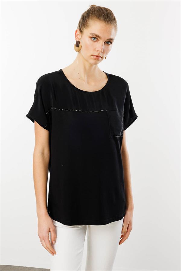 Kadın Sıfır Yaka Önü Cepli Penye T-shirt Siyah