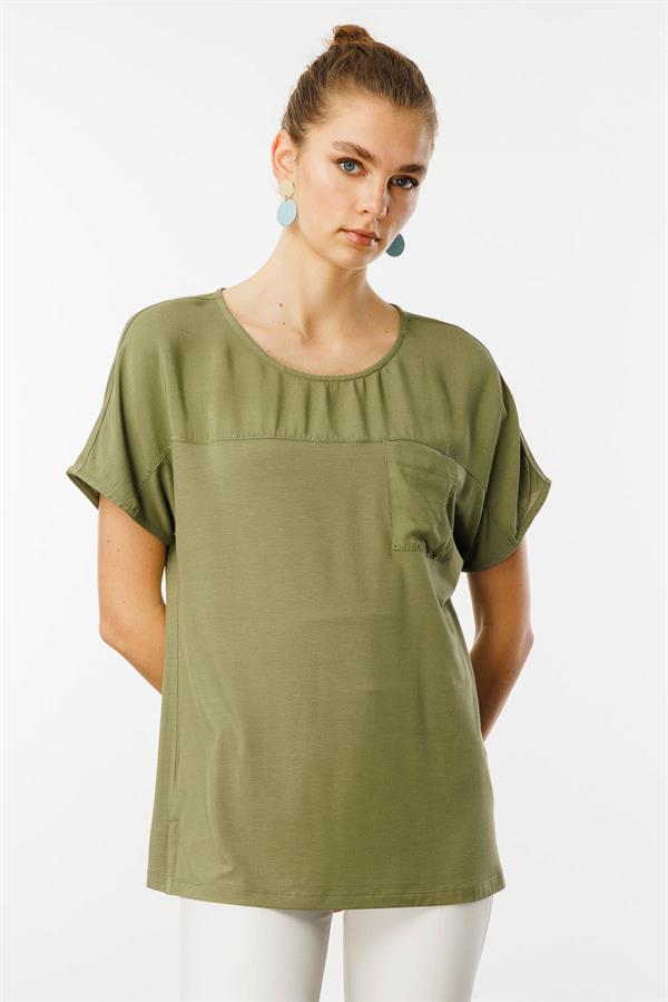 Kadın Sıfır Yaka Önü Cepli Penye T-shirt Haki