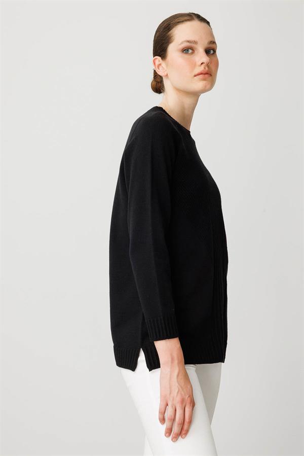 Kadın Sıfır Yaka Önü Çizgili Örgü Kazak Siyah