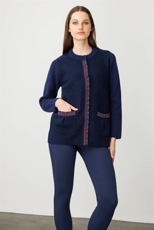 Kadın Sıfır Yaka Önü Keçe Kısa Yün Ceket Y.A Lacivert