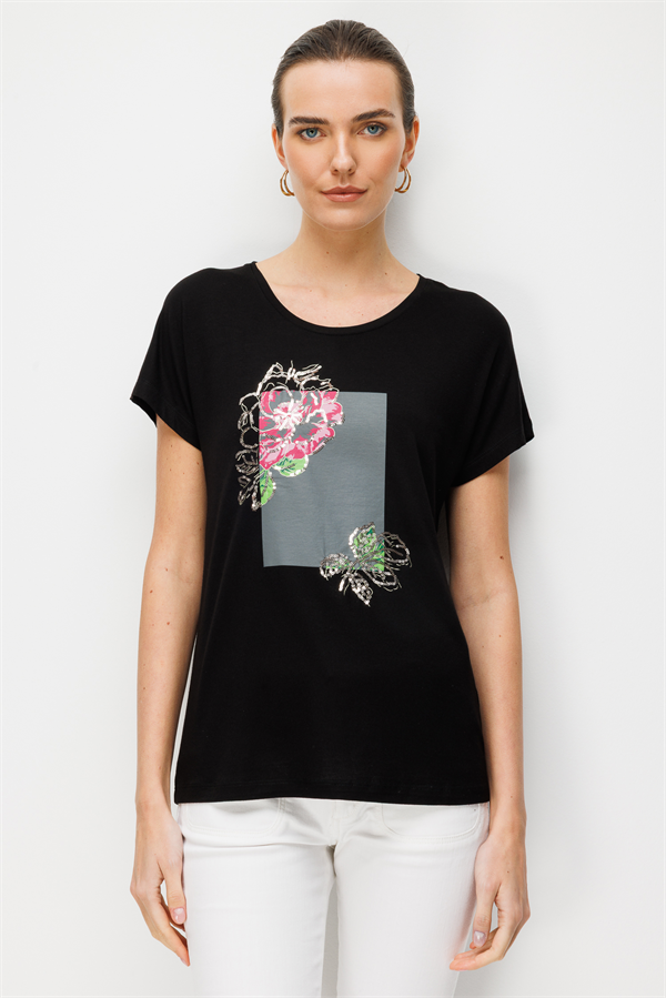 Kadın Sıfır Yaka Önü Payet Güllü Penye T-shirt Siyah