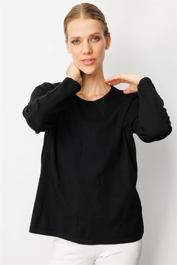 Kadın Sıfır Yaka Önü Pileli Boncuklu Ligralı Bluz Siyah