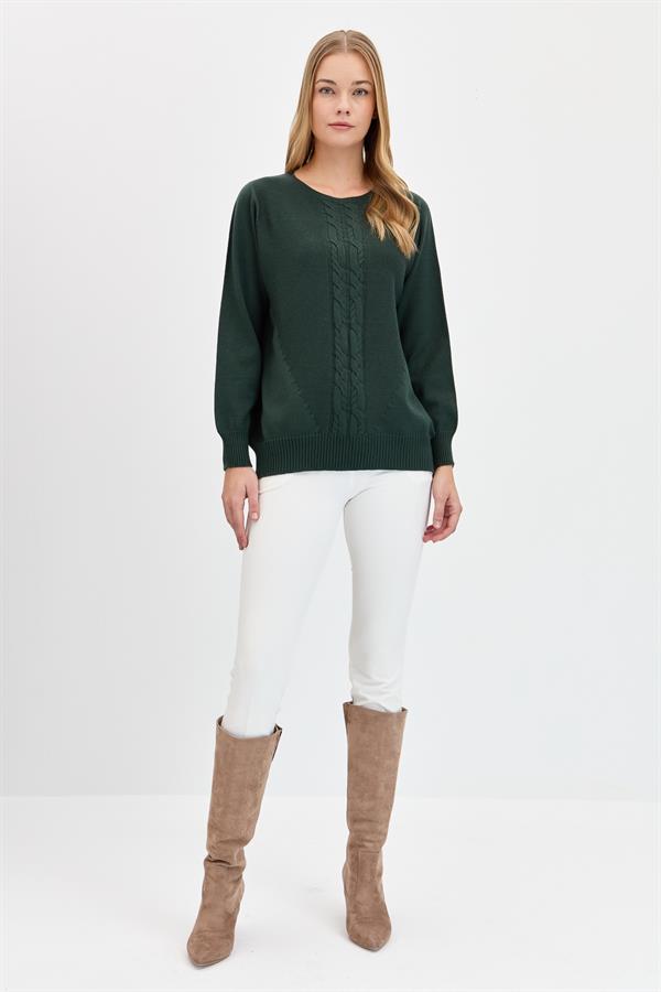 Женский плетеный свитер с круглым вырезом спереди