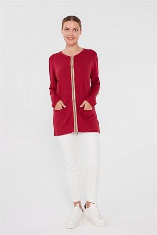Женский трикотажный жакет с серебристой окантовкой спереди красного цвета