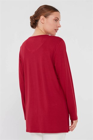 Женский трикотажный жакет с серебристой окантовкой спереди красного цвета