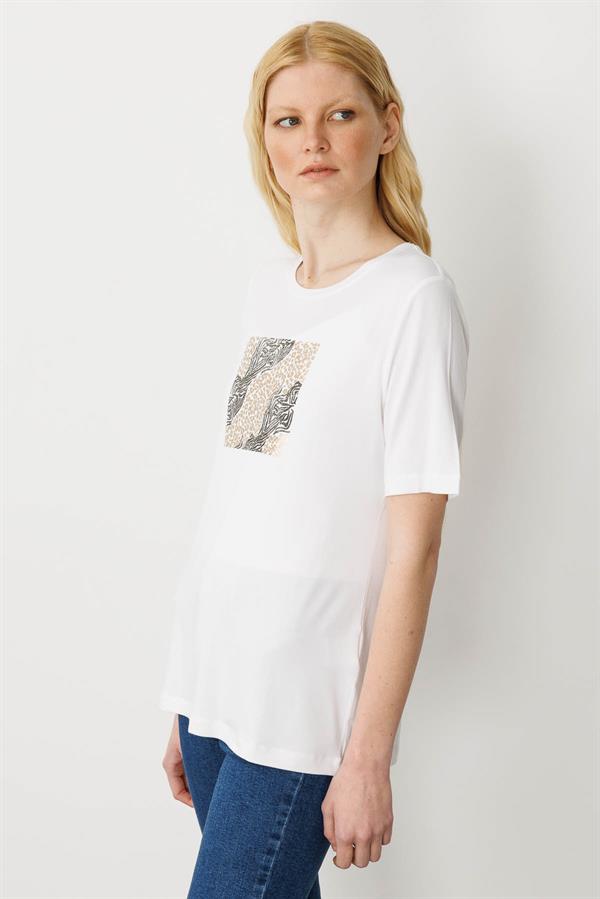 Kadın Sıfır Yaka Önü Taş Baskılı Penye T-shirt Ekru