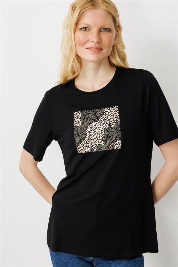 Kadın Sıfır Yaka Önü Taş Baskılı Penye T-shirt Siyah