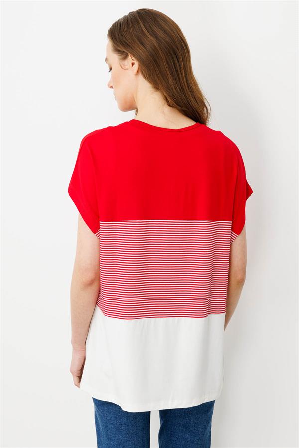 Kadın Sıfır Yaka Önü Taşlı Penye T-shirt Kırmızı