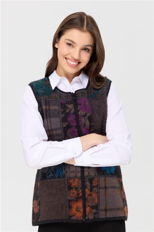 Женский жилет с круглым вырезом