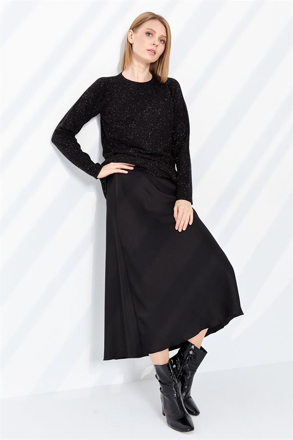 Женская вязаная блуза с круглым черная