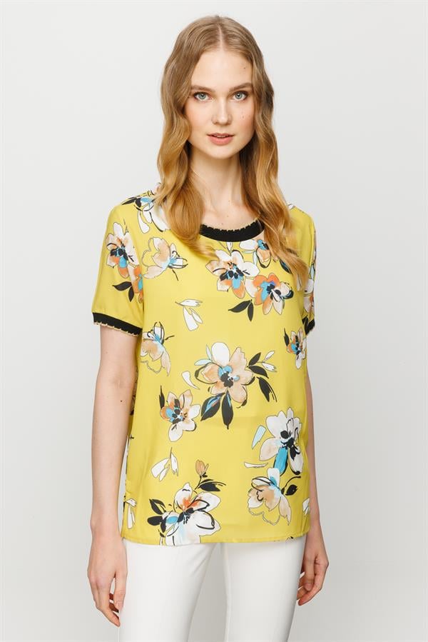 Kadın Sıfır Yaka Renkli Desenli Penye T-shirt Sarı