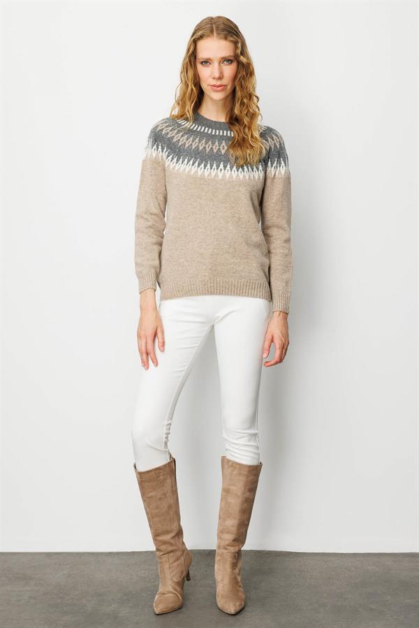 Kadın Sıfır Yaka Robası Baklavalı Yün Kazak K.Bej