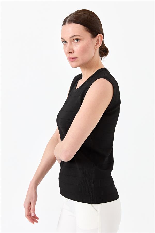 Womens Zero Collar Sleeveless Tank Top Black