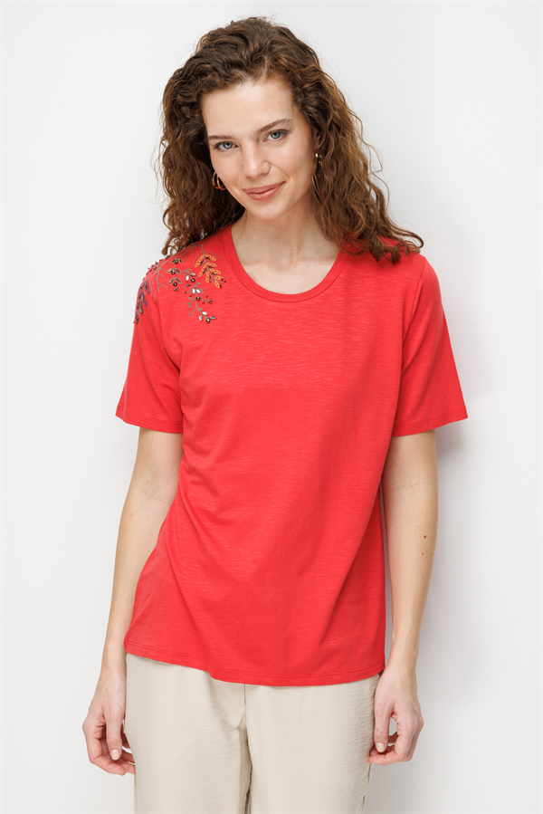 Kadın Sıfır Yaka Tek Omuzu Nakışlı Penye T-shirt Mercan