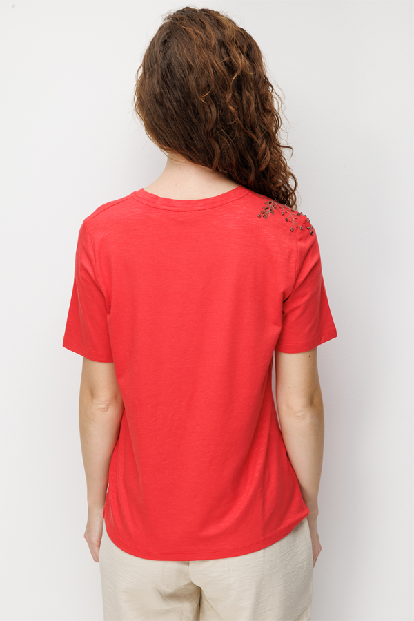 Kadın Sıfır Yaka Tek Omuzu Nakışlı Penye T-shirt Mercan