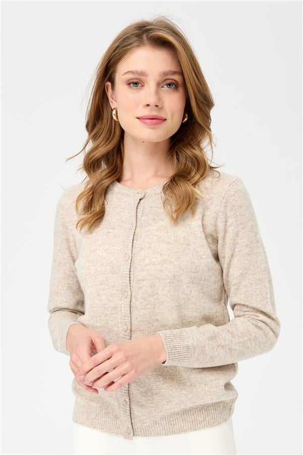 Женская трикотажная куртка с круглым вырезом V.БЕЖЕВЫЙ
