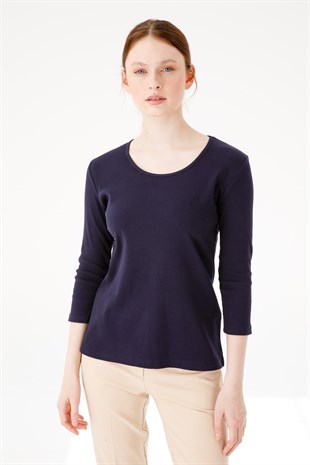 Женская футболка темно-синяя