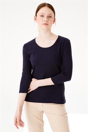 Женская футболка темно-синяя