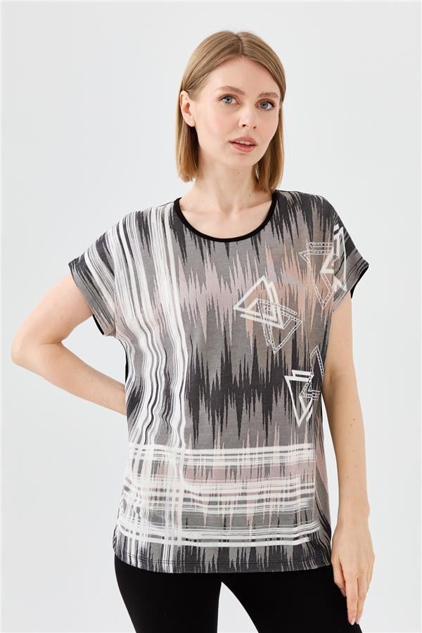 Kadın Sıfır Yaka Üçgen Baskılı Penye T-shirt Siyah