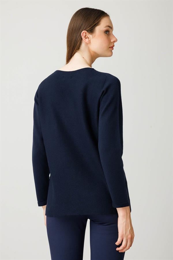 Kadın Sıfır Yaka Verev Taşlı Kazak K.Lacivert