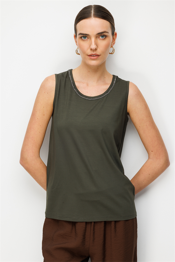 Kadın Sıfır Yaka Yaka Kenarı Zincirli Askılı Penye T-shirt Haki