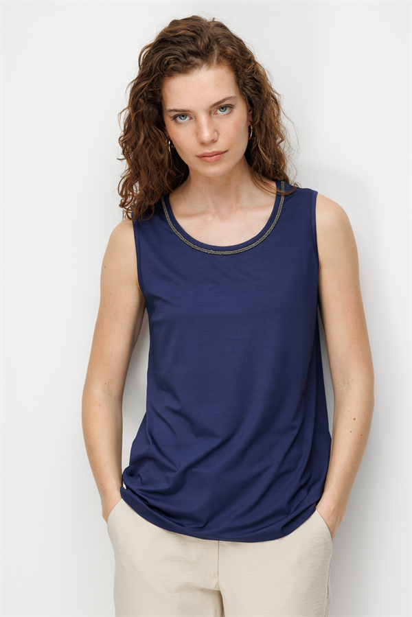 Kadın Sıfır Yaka Yaka Kenarı Zincirli Askılı Penye T-shirt Lacivert