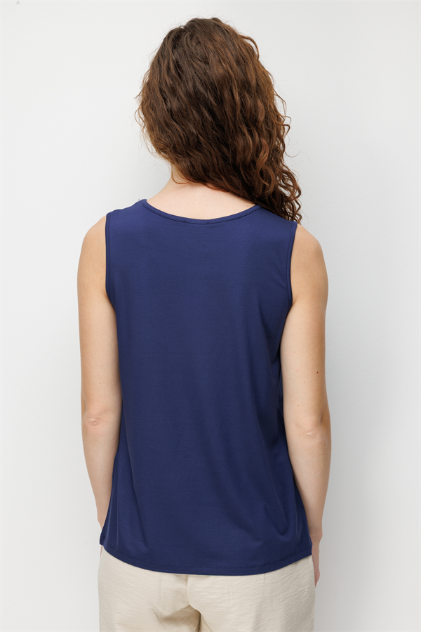 Kadın Sıfır Yaka Yaka Kenarı Zincirli Askılı Penye T-shirt Lacivert