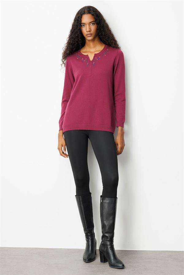 Kadın Sıfır Yaka Yakası Çiçek Nakış İşlemeli Bluz Mürdüm