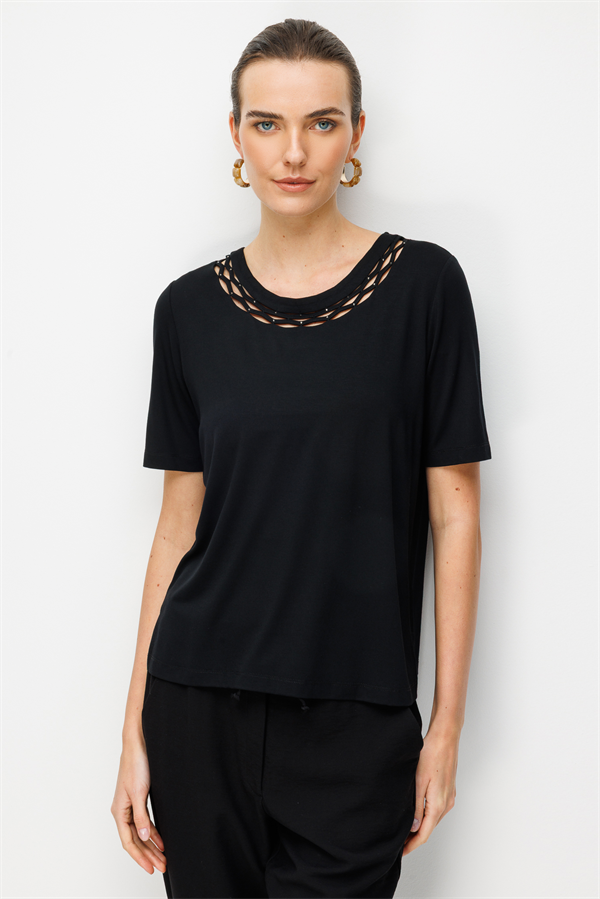 Kadın Sıfır Yaka Yakası Çift Şeritli Taşlı Penye T-shirt Siyah