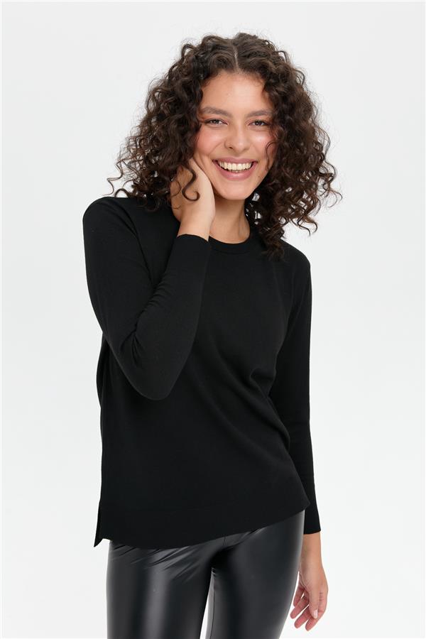 Kadın Sıfır Yaka Yanı Yırtmaçlı Kazak Siyah