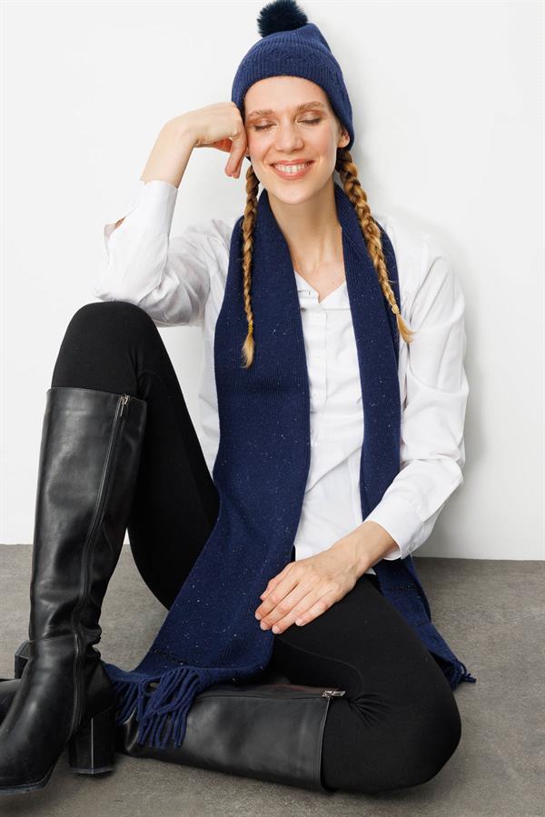 Kadın Simli Jakarlı Ponponlu Yün Şapka Y.A Lacivert