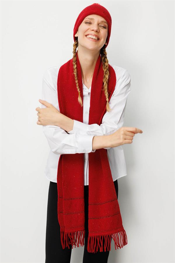 Kadın Simli Jakarlı Ponponlu Yün Şapka K.Kırmızı