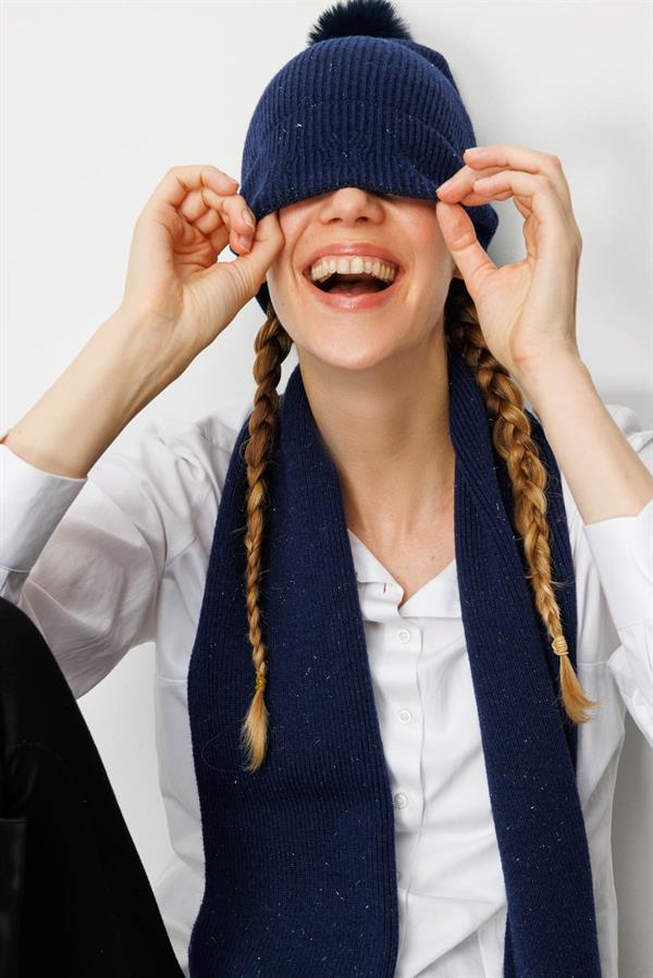 Kadın Simli Jakarlı Püsküllü Yün Kaşkol Y.A Lacivert