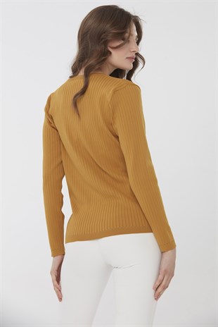 Женский трикотажный летний кардиган с люрексом горчичного цвета