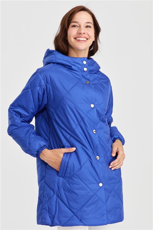 Женское длинное пальто-пуховик в клетку