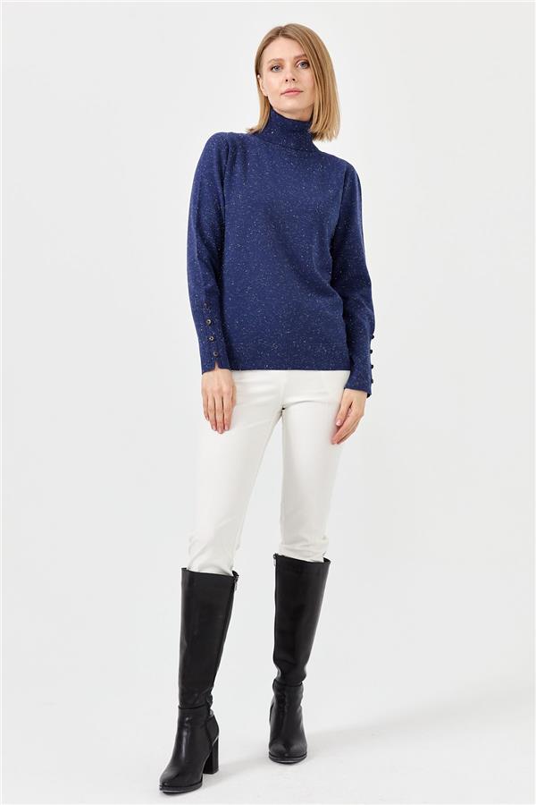 Женская водолазка с разрезами на рукавах темно синяя