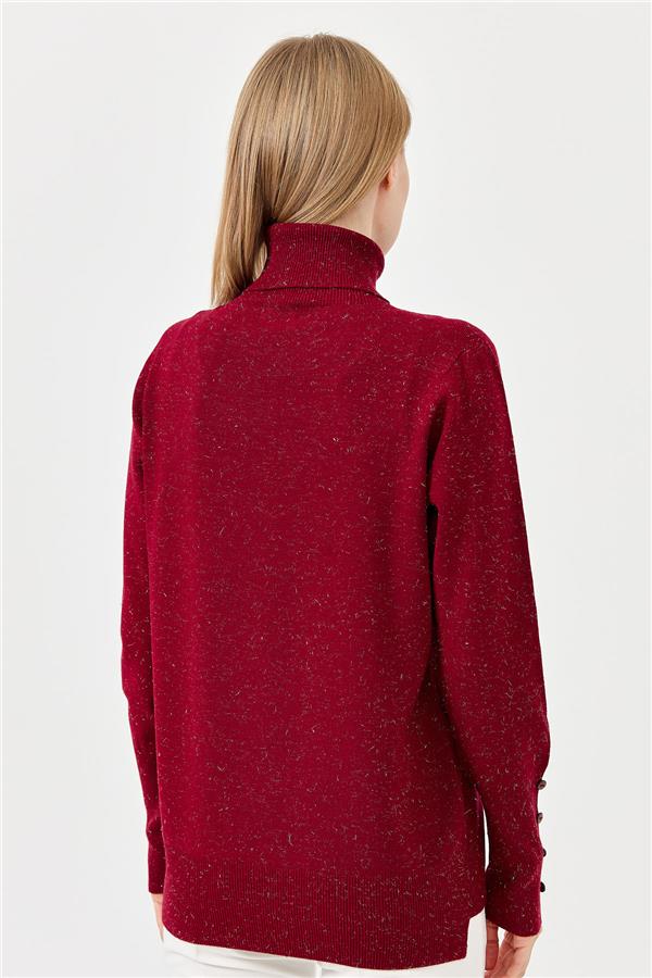 Женская водолазка с разрезами на рукавах вишнёвая 