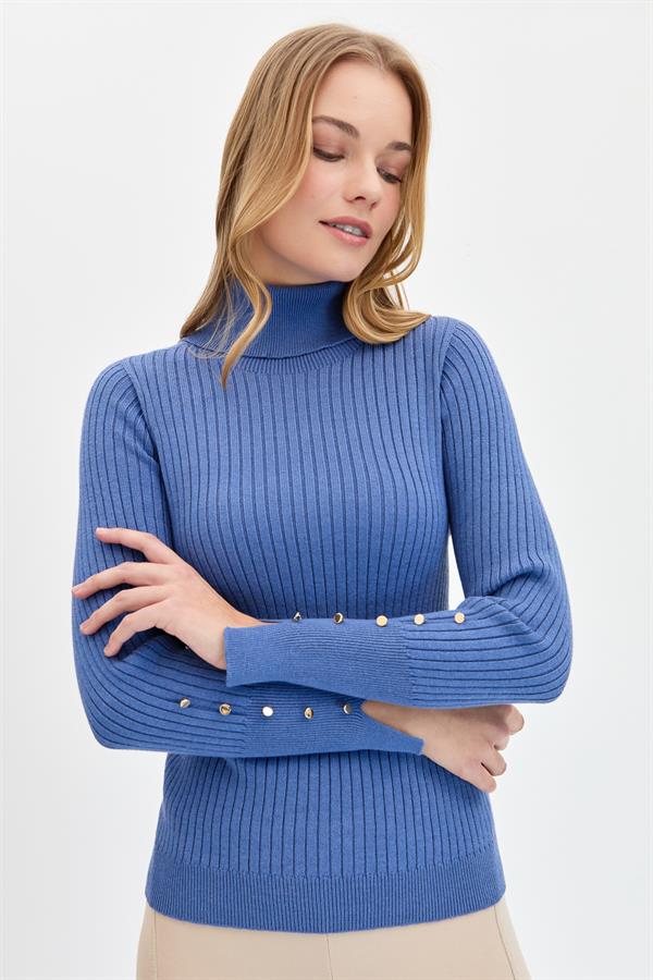 Женский свитер на пуговицах с длинными рукавами и высоким воротником