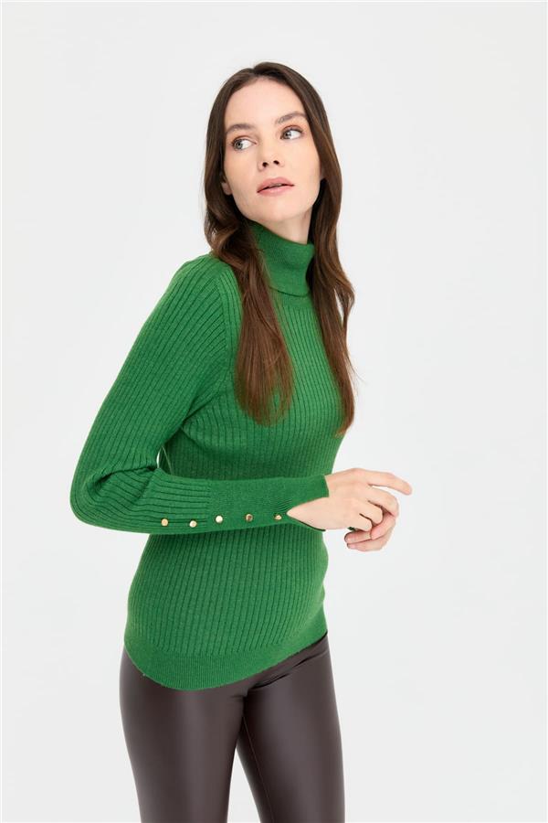 Женский свитер на пуговицах с длинными рукавами и высоким воротником