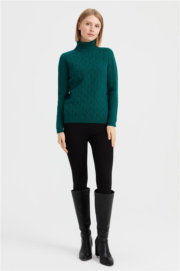 Женский свободный шерстяной свитер с высоким воротником спереди