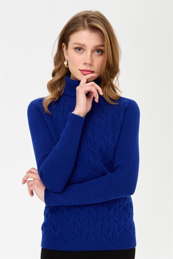 Женский свободный шерстяной свитер с высоким воротником спереди