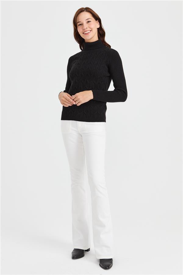 Женский свободный шерстяной свитер с высоким воротником спереди