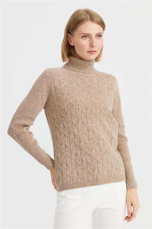 Женский свободный шерстяной свитер с высоким воротником спереди