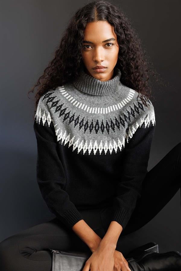 Kadın Tam Balıkçı Yaka Robası Baklavalı Yün Kazak Siyah