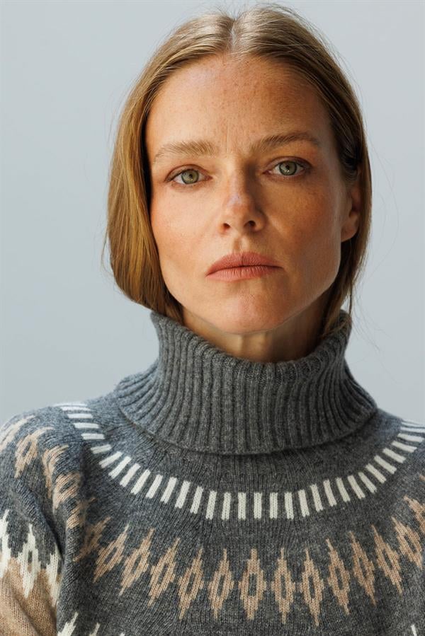 Kadın Tam Balıkçı Yaka Robası Baklavalı Yün Kazak K.Bej