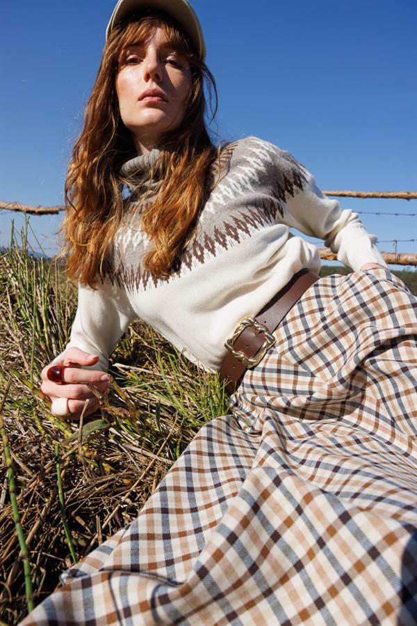 Kadın Tam Balıkçı Yaka Robası Baklavalı Yün Kazak Kemik