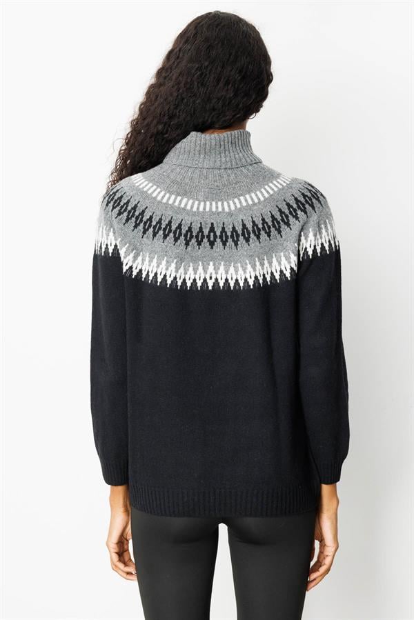 Kadın Tam Balıkçı Yaka Robası Baklavalı Yün Kazak Siyah