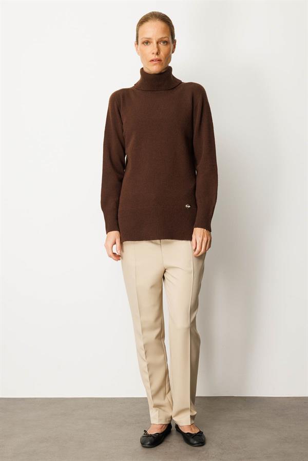 Kadın Tam Balıkçı Yaka Yanı Yırtmaçlı Yün Kazak M.Kahve