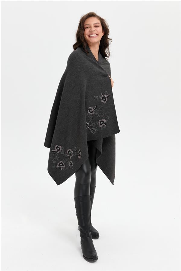 Kadın Tek Yanı Çiçek İşlemeli Şal K.Füme