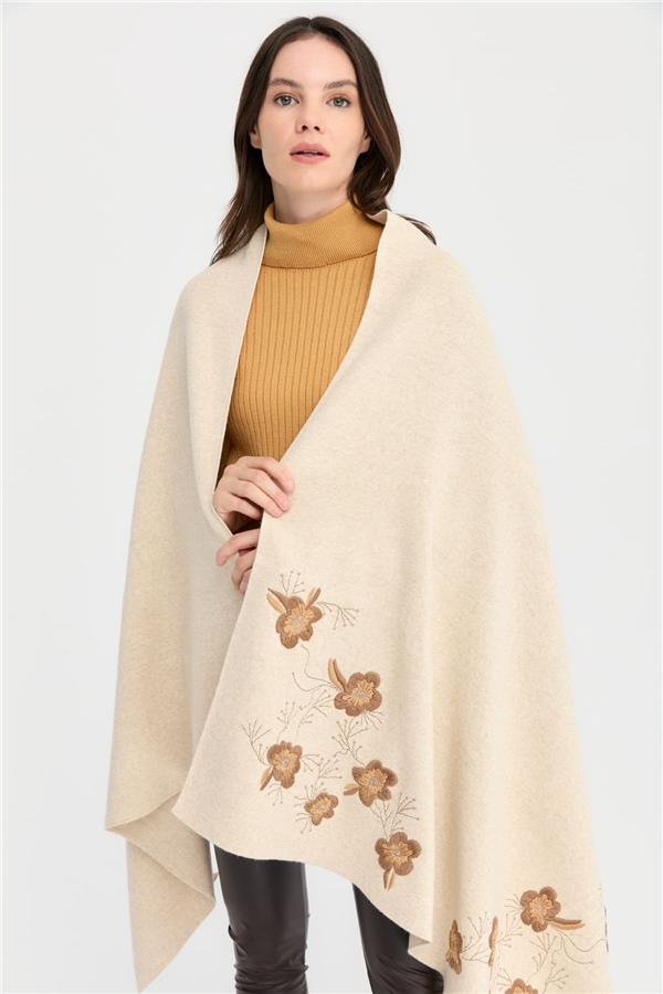 Kadın Tek Yanı Çiçek İşlemeli Şal T.Melanj